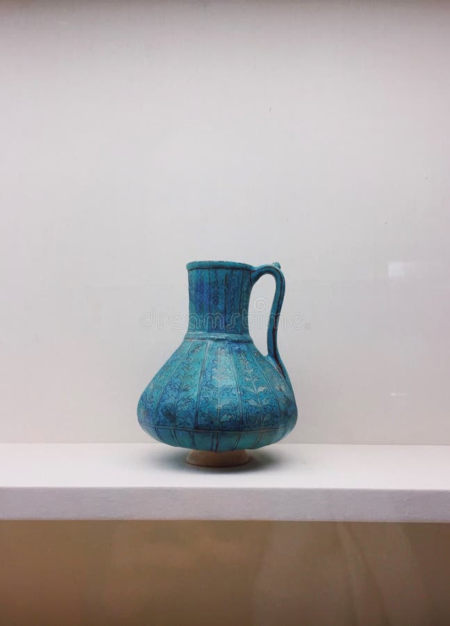 Blue Vase Art Museum stock photo. Image of vase, vintage - 193747272