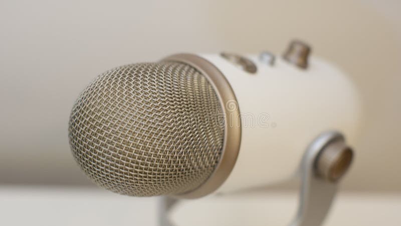 Blue Yeti Microphone Photo - Side view