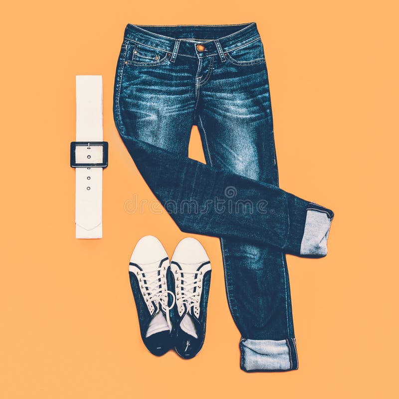 Blues-jean, chaussures de mode et accessoires images stock Blues-jean, chaussures de mode et accessoires images stock
