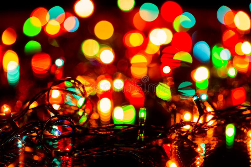 Bạn có muốn tìm kiếm những hình ảnh Giáng sinh phù hợp với mùa lễ hội này? Hãy xem hình ảnh ánh sáng Giáng sinh mờ nền ảnh - Hình ảnh của đèn thần tiên để thấy sự huyền diệu và mừng lễ trong không khí. Đây là một hình ảnh đầy màu sắc và sáng tạo, mang lại cho bạn cảm giác ấm áp và tình yêu.