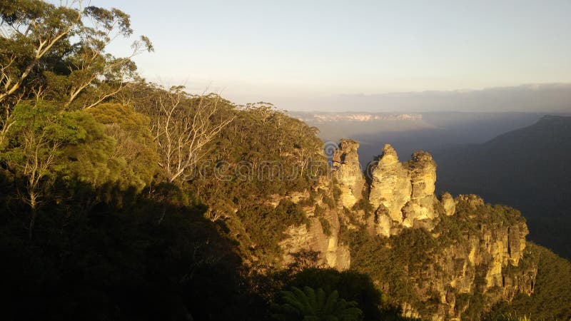 Blå systerutkik New South Wales för berg tre royaltyfria bilder Blå systerutkik New South Wales för berg tre royaltyfria bilder