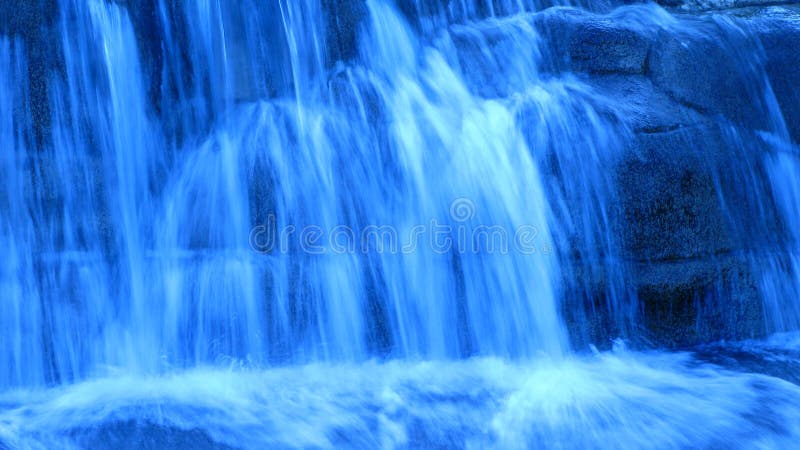 Blå vattenfall