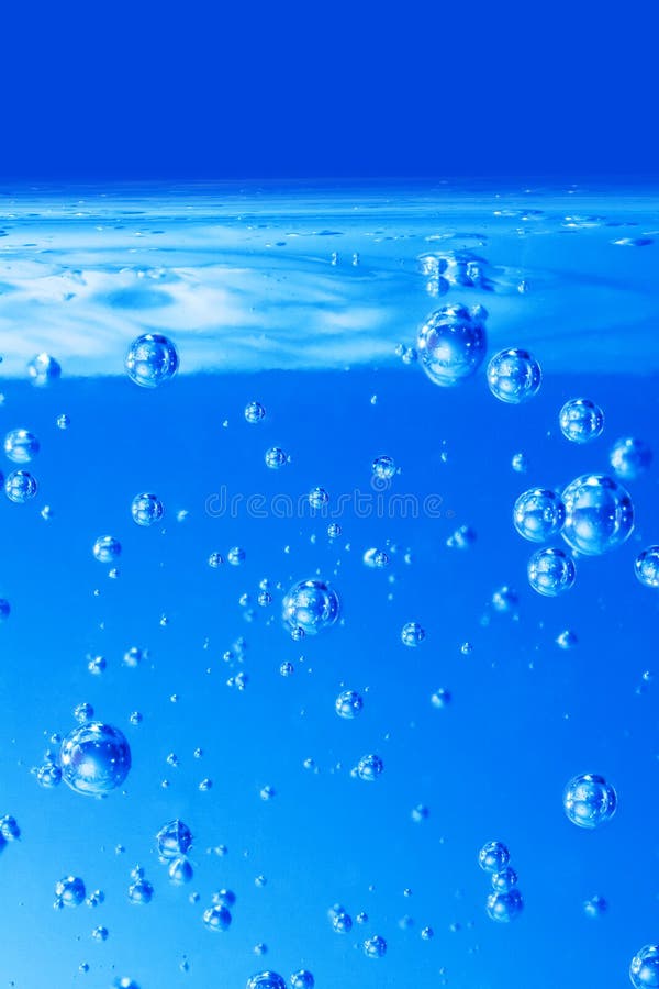 blåa bubblor royaltyfria foton blåa bubblor royaltyfria foton