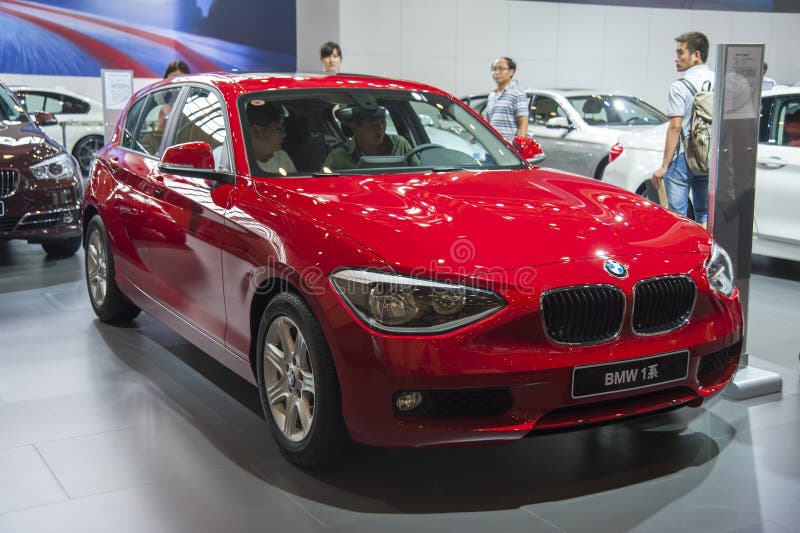 BMW Rouge  Voiture  De 1  S rie Photo ditorial Image du 