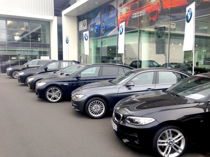 BMW store- Paris editorial photo. Image of sedan, high - 53056951