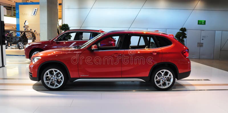 BMW X1 xdrive editorial photo. Image of nchen, allroad - 28179136