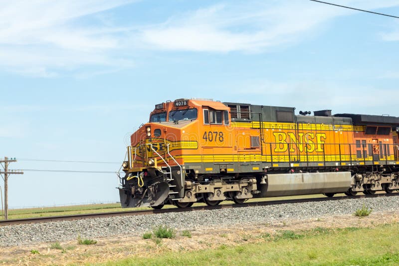 BNSF Diesel Locomotive 4078 Editorial Photo - Image of rail, tracks ...