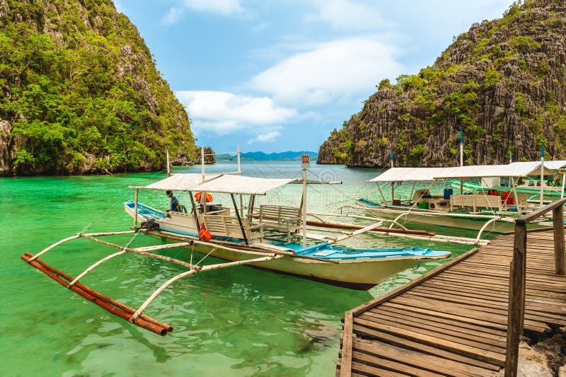 boat trip philippines islands