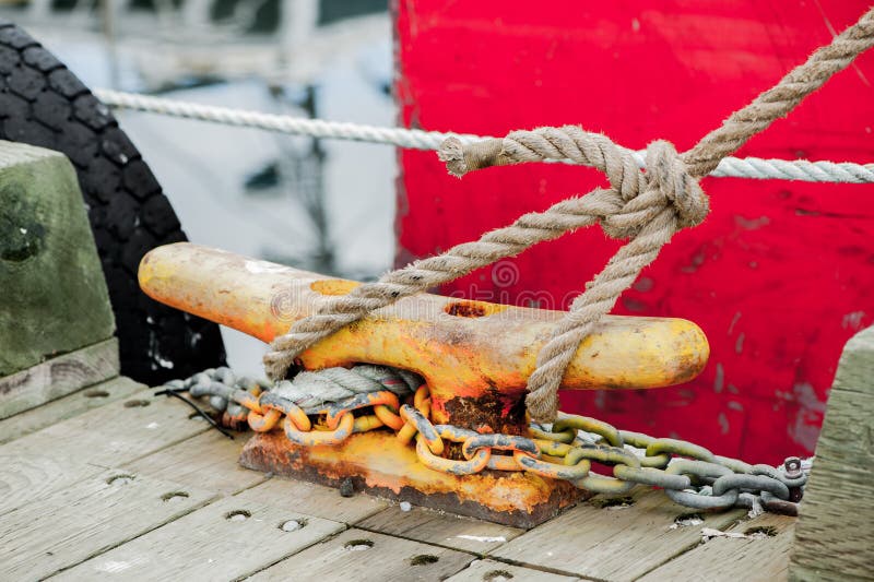 Boat tied up to the cleat stock image. Image of secure 98045985