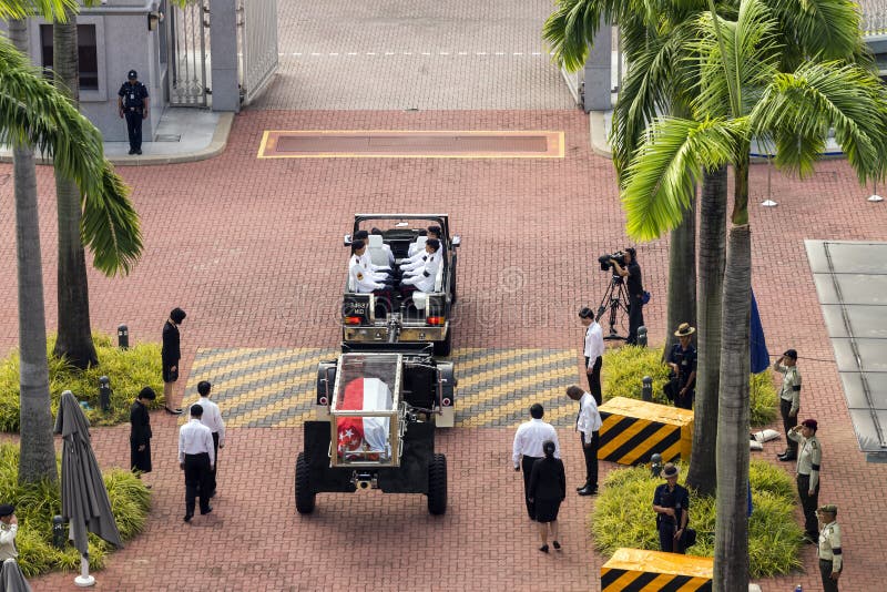 Body of Mr. Lee Kuan Yew entering Parliament house from the Istana on Mar 25 2015