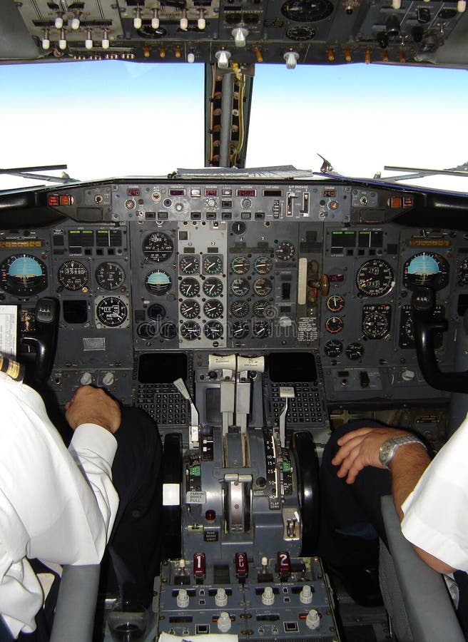 boeing 737 cockpit views boeing 737 cockpit views