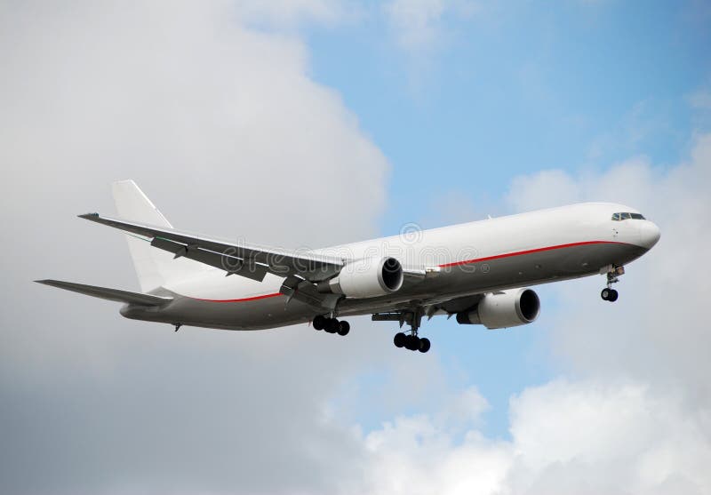 Boeing 767 cargo jet