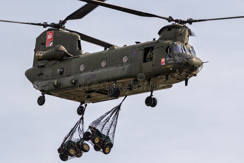 Boeing CH-47 Chinook dźwignięcia helikopter