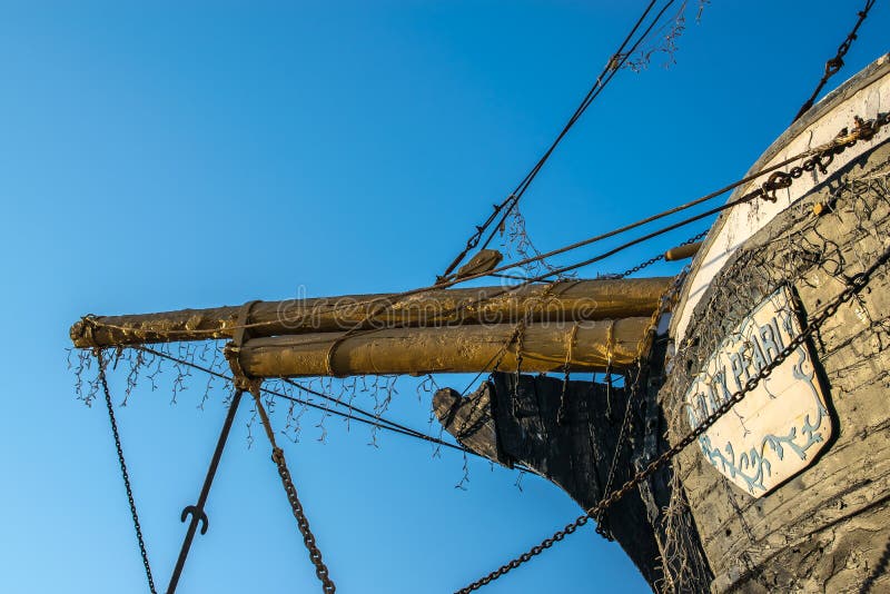 Bogen eines versunkenen Schiffs lizenzfreies stockfoto Bogen eines versunkenen Schiffs lizenzfreies stockfoto