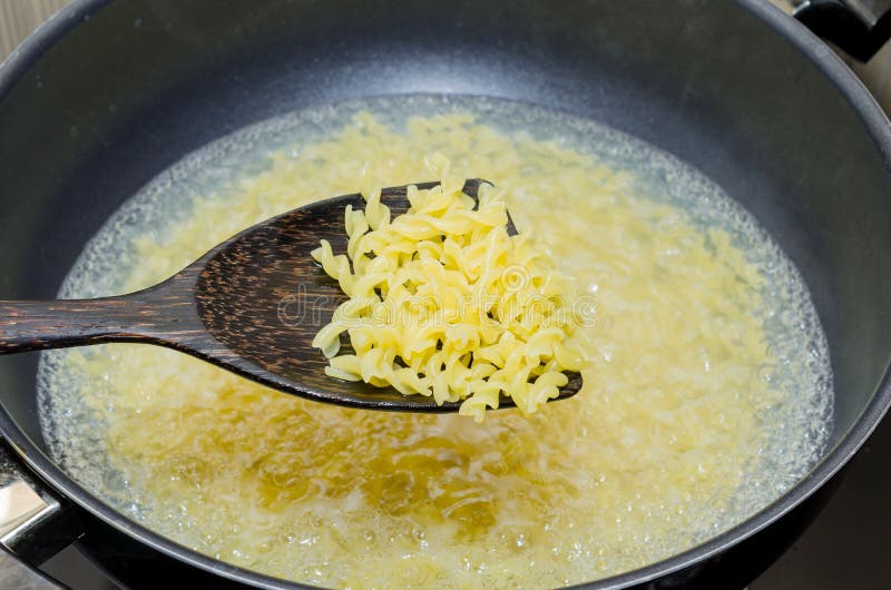 macaroni in a pot