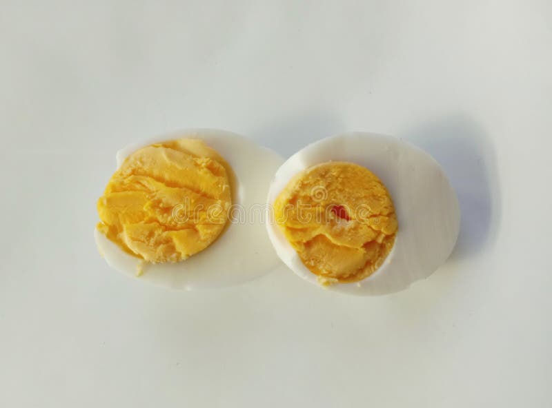 Two halves of a boiled egg stock photo. Image of organic 29875474