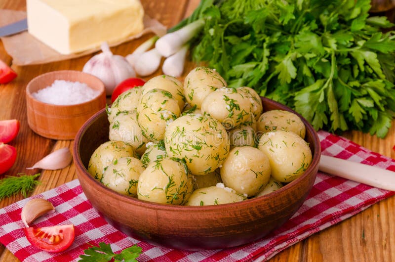 Boiled Young Potatoes With Butter, Dill And Garlic Stock Photo - Image of butter, dinner: 120794364