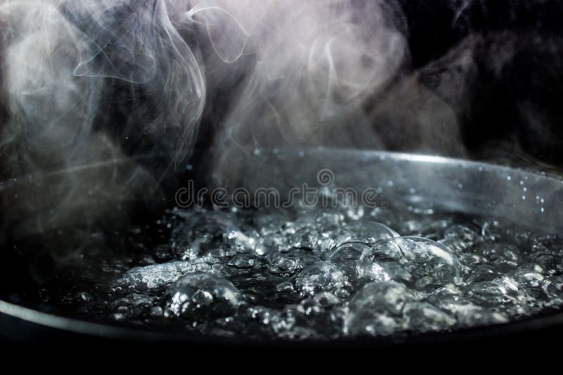 https://thumbs.dreamstime.com/b/boiling-pot-water-steam-against-black-background-67065143.jpg