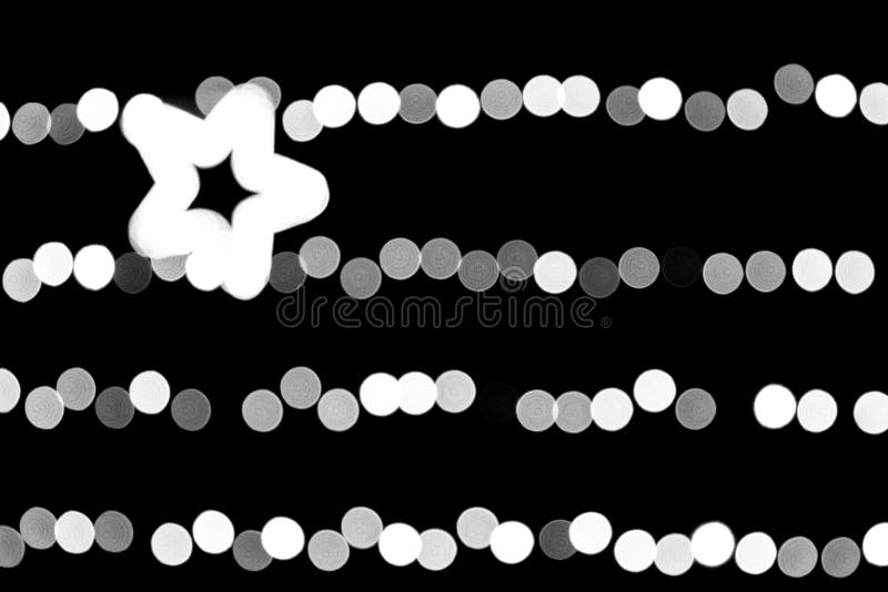 Bokeh blanc abstrait Unfocused avec l'?toile de la lumi?re sur le fond noir defocused et brouill? beaucoup autour de la lumi?re illustration libre de droits Bokeh blanc abstrait Unfocused avec l'?toile de la lumi?re sur le fond noir defocused et brouill? beaucoup autour de la lumi?re illustration libre de droits