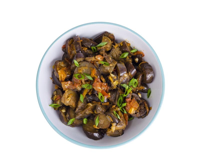 Bol d'aubergines frites d'isolement sur le blanc photographie stock Bol d'aubergines frites d'isolement sur le blanc photographie stock