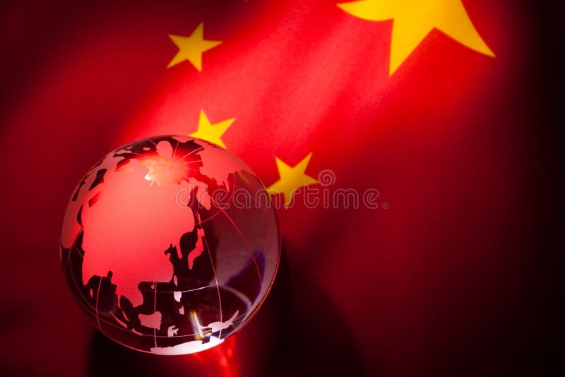 Bol en de Vlag van China royalty-vrije stock fotografie Bol en de Vlag van China royalty-vrije stock fotografie