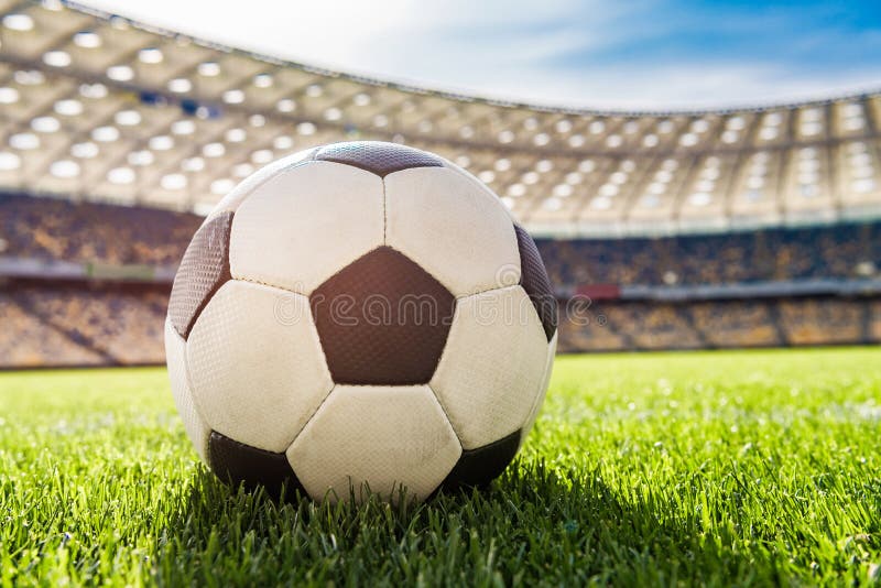 Imagem gratuita: bola, jogo, bola de futebol, grama, futebol, couro, futebol,  desporto, campo, recreação