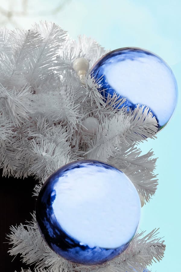 Bolas azuis do Natal imagens de stock royalty free Bolas azuis do Natal imagens de stock royalty free