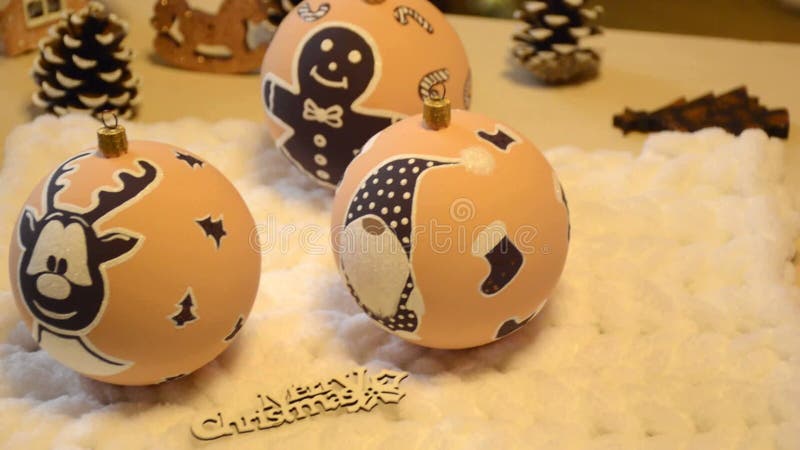 Bolas de Natal para decorar uma árvore de Natal ou design de ambiente filme