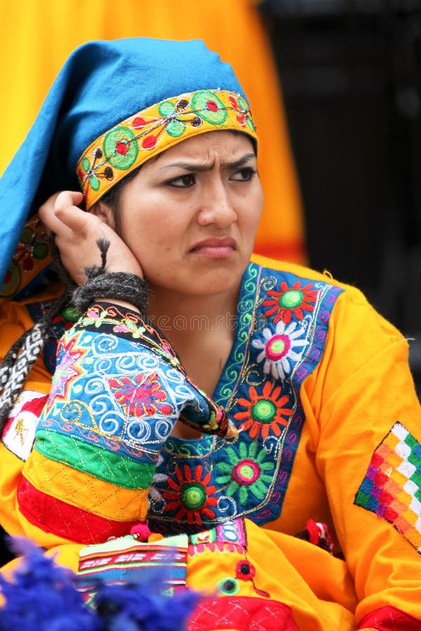 Boliviaans Inheems Meisje redactionele stock foto. Image of volks ...