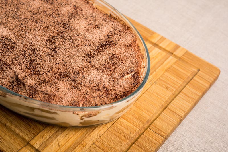 Bolo caseiro do Tiramisu imagem de stock royalty free