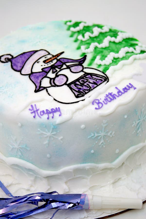 Bolo de aniversário do inverno fotografia de stock royalty free Bolo de aniversário do inverno fotografia de stock royalty free