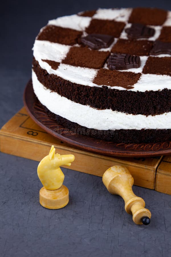 CHESS CAKE - BOLO TABULEIRO DE XADREZ 