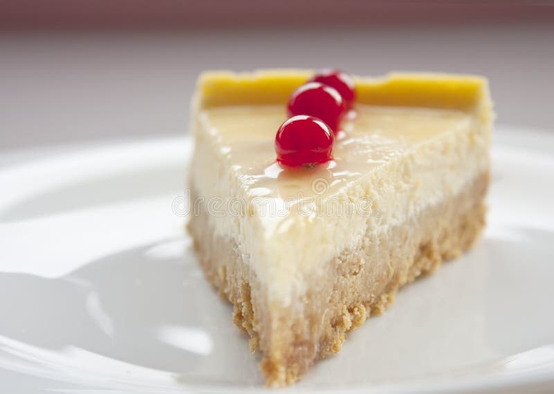 Bolo de queijo com arandos foto de stock royalty free