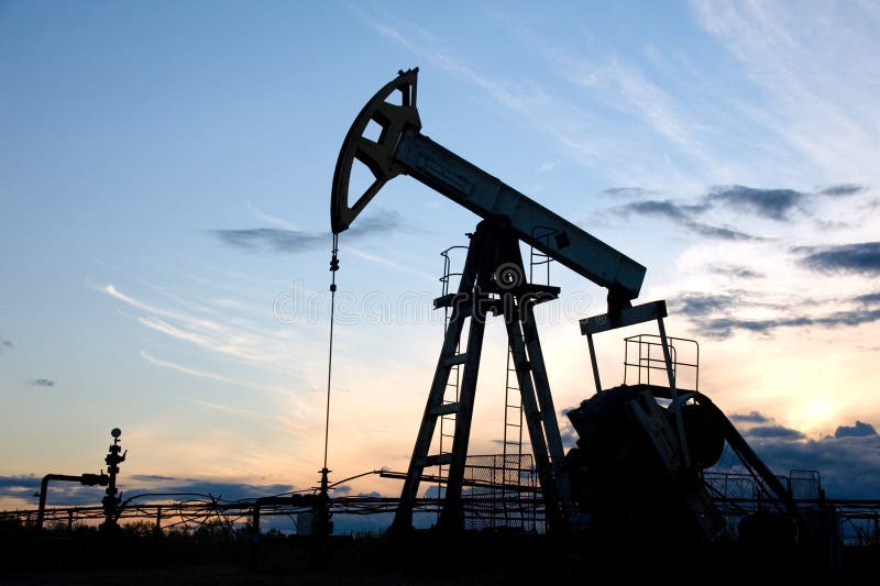 Bomba de petróleo foto de archivo libre de regalías
