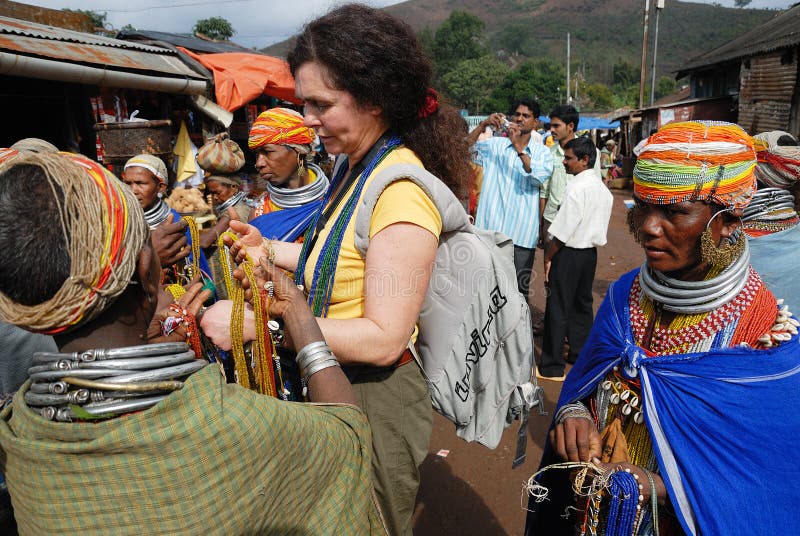 Bonda women at the market