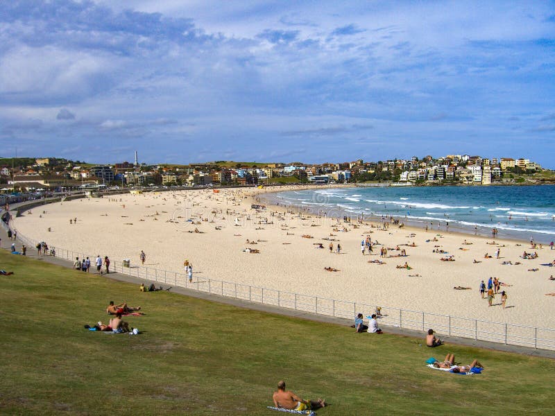 People Relaxing At Bondi Beach Editorial Photography - Image of sport ...