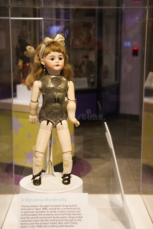 Boneca Velha No Museu Forte Do Jogo Em Rochester, New York Foto de