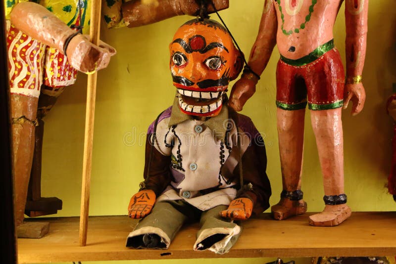 Jogo De Sombra Antigo Tailandês, Caráteres Do Fantoche Da Sombra De  Ramakien Ramayana: Exército Do Macaco Conduzido Por Hanuman Imagem de Stock  - Imagem de arquitetura, ramayana: 140239539
