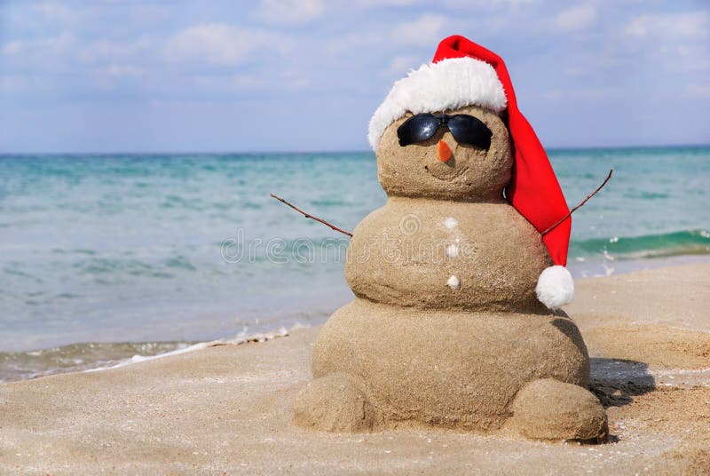 Bonhomme de neige fabriqué à partir de le sable images libres de droits Bonhomme de neige fabriqué à partir de le sable images libres de droits