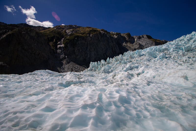 Bonita vista sobre el Flanz Josef Glacier con un cielo limpio fotos de archivo Bonita vista sobre el Flanz Josef Glacier con un cielo limpio fotos de archivo