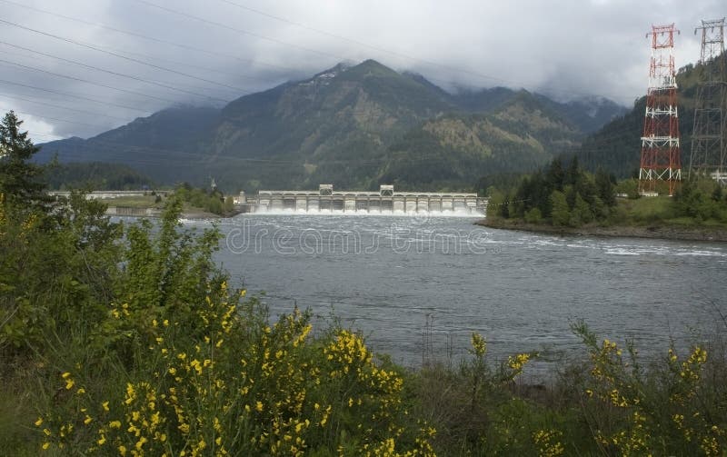 Bonneville Dam stock photo. Image of power, historic 14282148