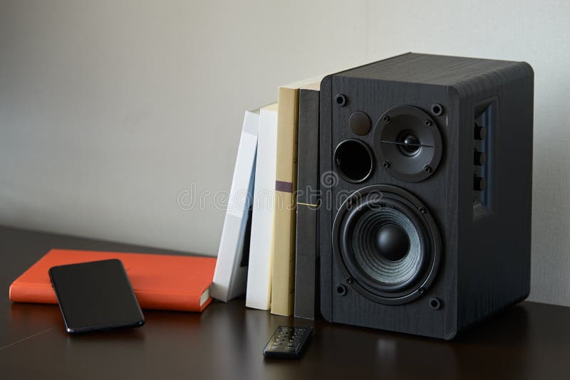 Bookshelf speaker stock image. Image of sound, black 118660599