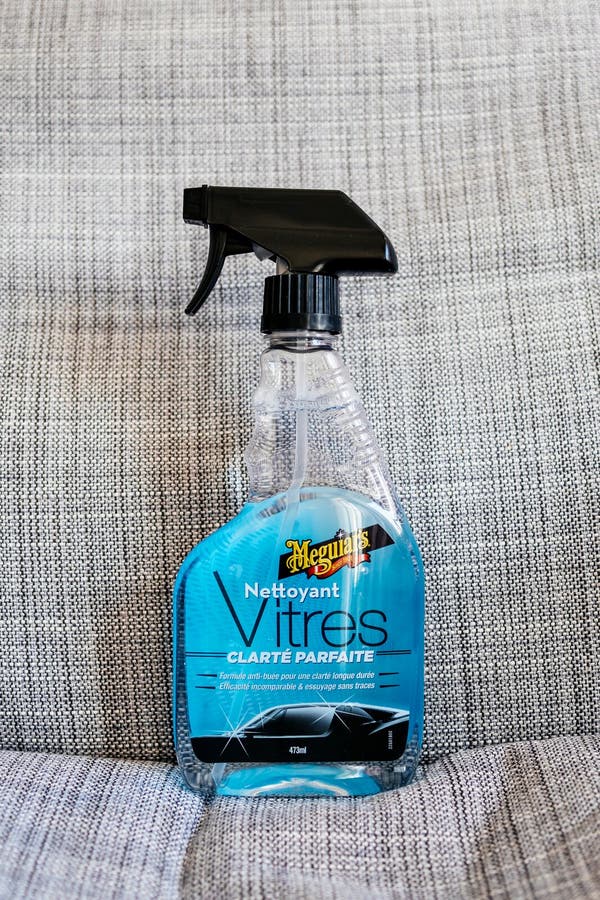 Bootle of Perfect Clarity Glass Cleaner by Meguiar S Editorial