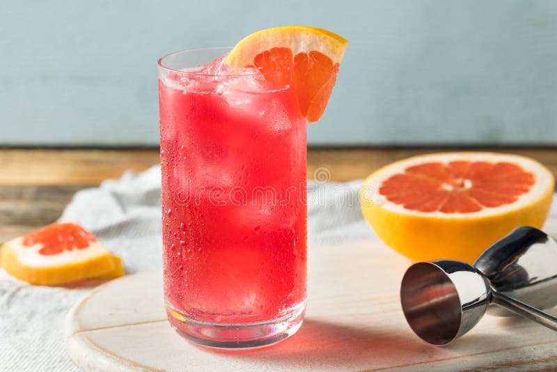 Boozy Refreshing Sea Breeze Cocktail