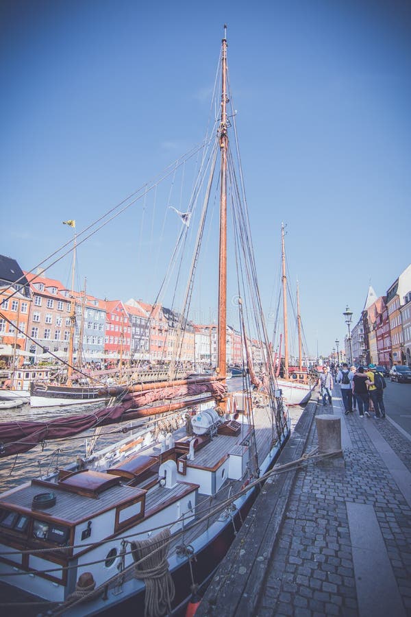 Bord de mer de Nyhavn, Copenhague, Danemark photo libre de droits Bord de mer de Nyhavn, Copenhague, Danemark photo libre de droits