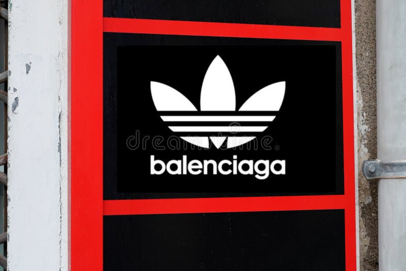 what is this balenciaga font help please  forum  dafontcom