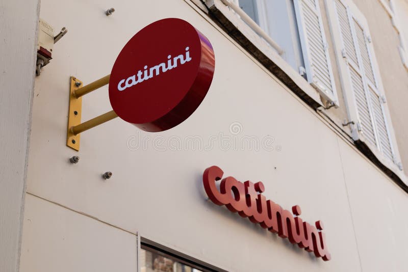 Catimini Red Store Sign Logo Shop Brand Text Facade Clothing Children ...