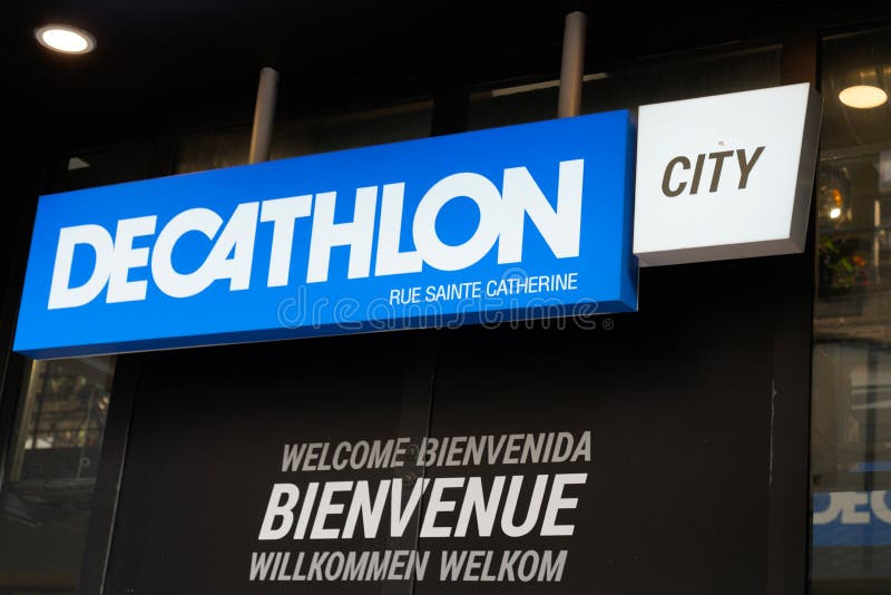 Decathlon Closing; Bay Street Getting Flatstick Pub; Bougie Smoothie &  Joodooboo Grand Openings - The E'ville Eye Community News