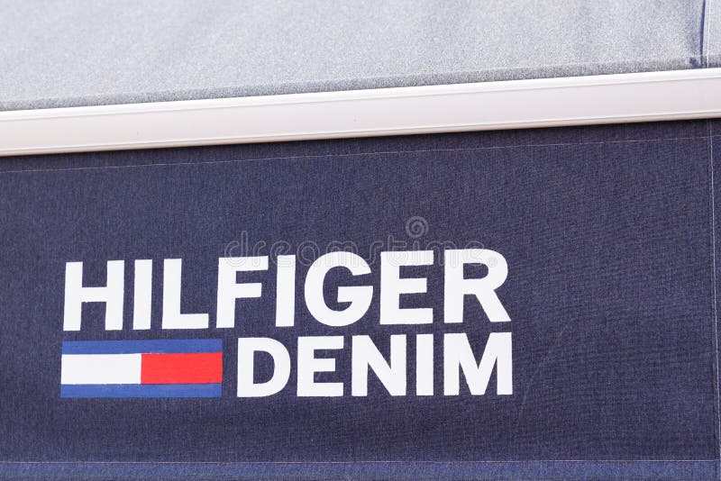 logo hilfiger denim