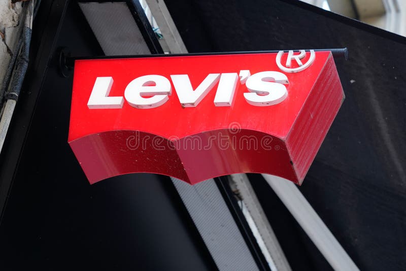 levi store milton keynes